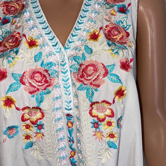 Sweet Jane top blouse embroidered top asymmetrical hem floral mixed media SZ L - Picture 5 of 9